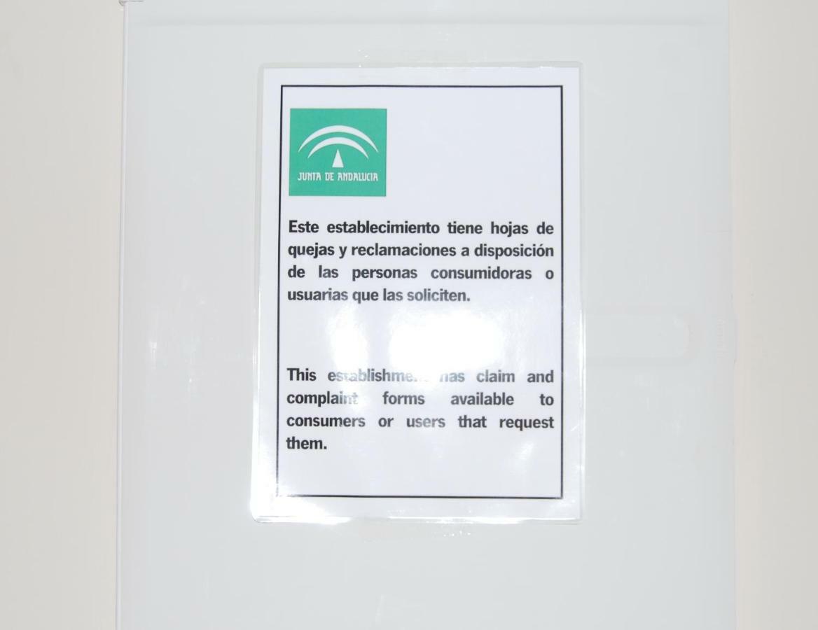 Centrico Nuevo Dos Banos Parking Seville Exterior photo